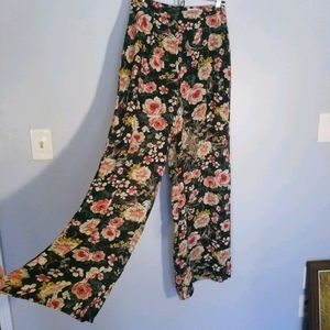 Flowy flower pants